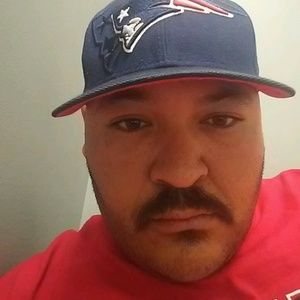 Meet your Posher, Carlos